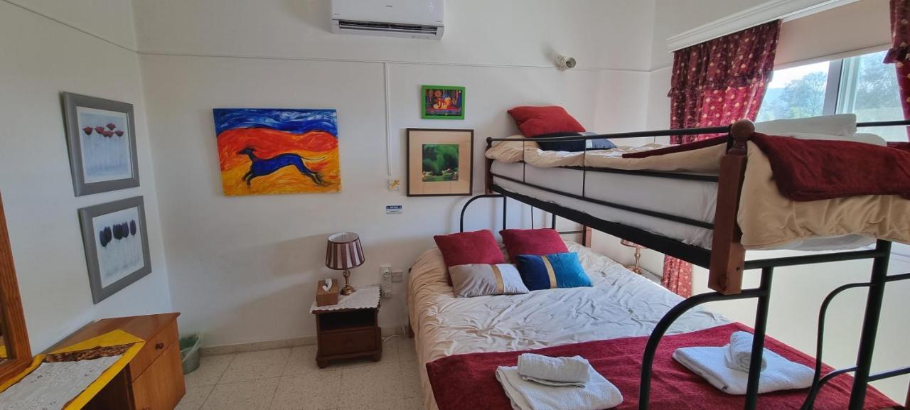 Astrofegia Apartments Near The Sea Agia Marina  Exterior photo