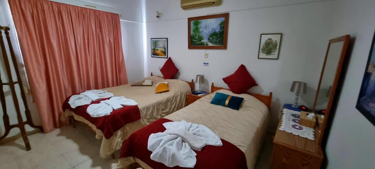 Astrofegia Apartments Near The Sea Agia Marina  Exterior photo