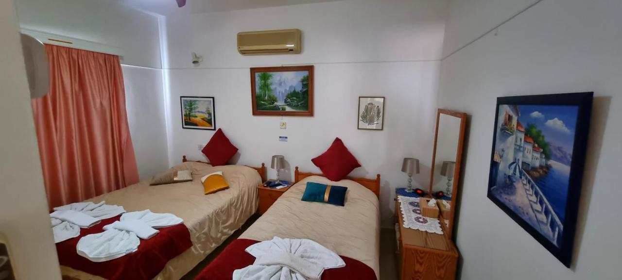 Astrofegia Apartments Near The Sea Agia Marina  Exterior photo